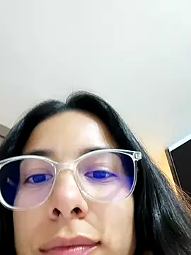 Snapshot of Angelinalombardi_ chatting on 11/07/25, 01:16 Angelinalombardi online show from 11/07/25, 01:16