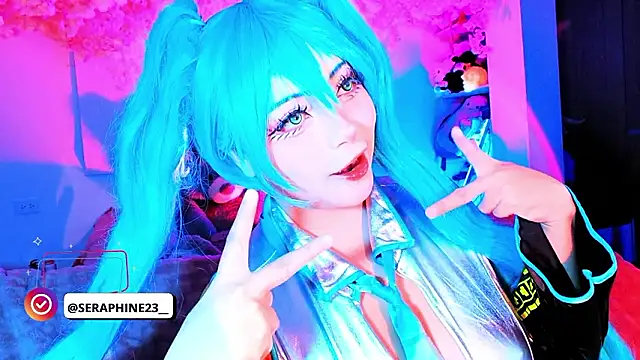 seraphine23 online show from 02/03/26, 12:42