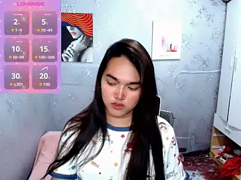 MoaningKylie online show from 10/06/25, 03:48