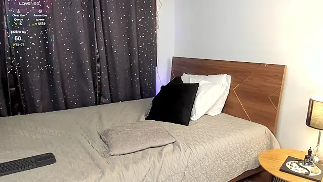 Amy art online show from 09/24/25, 08:56