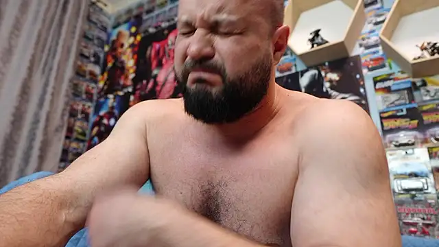 Muscle Bear online show from 02/18/26, 08:16