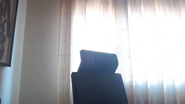 Snapshot of TonyComa chatting on 10/30/25, 12:17 TonyComa online show from 10/30/25, 12:17