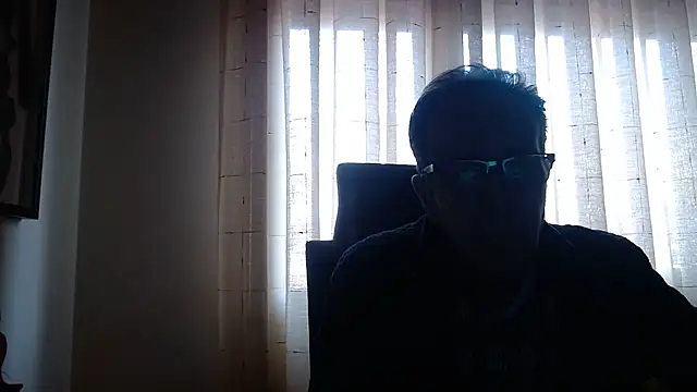 Snapshot of TonyComa chatting on 12/01/25, 03:17 TonyComa online show from 12/01/25, 03:17