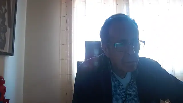 Snapshot of TonyComa chatting on 04/15/26, 02:24 TonyComa online show from 04/15/26, 02:24