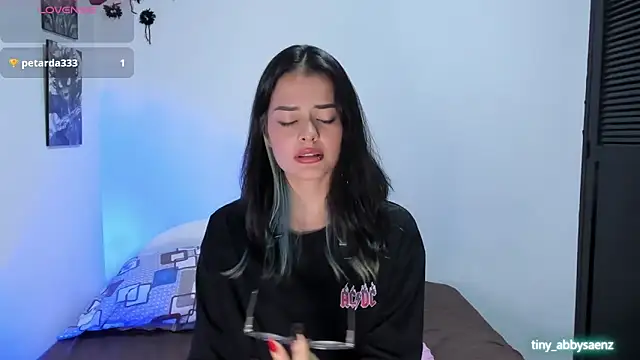 Snapshot of Abby_Saenz01 chatting on 10/10/25, 06:29 Abby Saenz01 online show from 10/10/25, 06:29