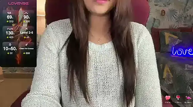 Snapshot of Sizzling__ZAARA chatting on 01/19/25, 09:22 Sizzling ZAARA online show from 01/19/25, 09:22