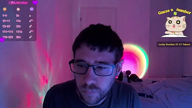 Snapshot of Thomas_Mrd chatting on 12/15/24, 09:03 Thomas Mrd online show from 12/15/24, 09:03