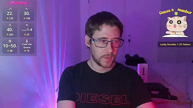 Snapshot of Thomas_Mrd chatting on 01/04/25, 07:44 Thomas Mrd online show from 01/04/25, 07:44