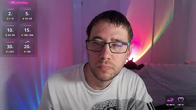 Snapshot of Thomas_Mrd chatting on 10/25/25, 01:46 Thomas Mrd online show from 10/25/25, 01:46