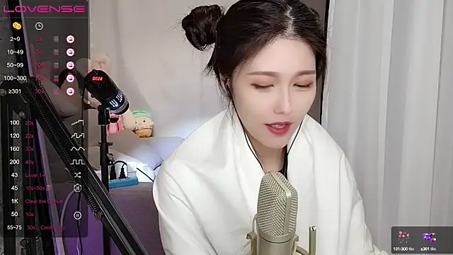 Snapshot of tw_lala chatting on 12/19/24, 07:07 tw lala online show from 12/19/24, 07:07