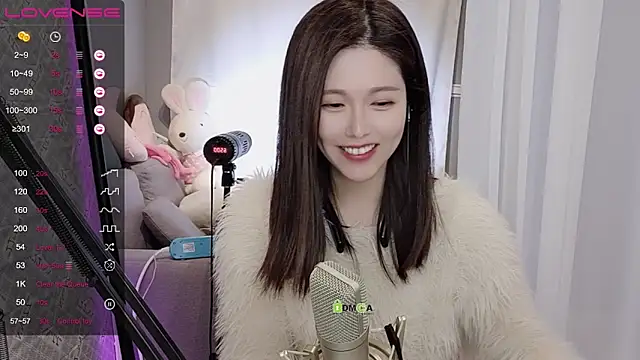 Snapshot of tw_lala chatting on 01/16/25, 04:18 tw lala online show from 01/16/25, 04:18