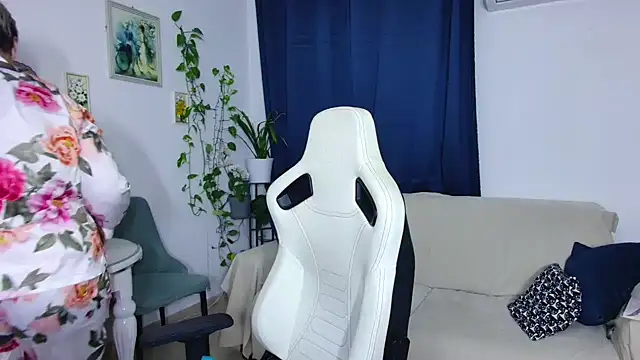 Selenna57 online show from 01/09/26, 06:31