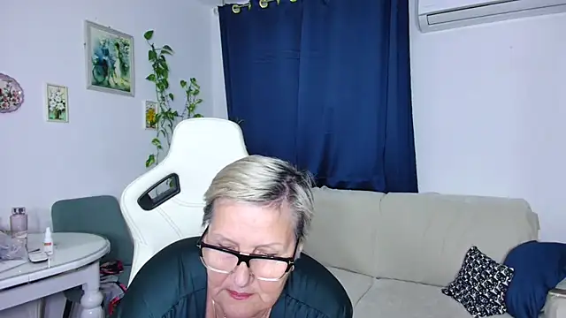 Selenna57 online show from 01/11/26, 06:57