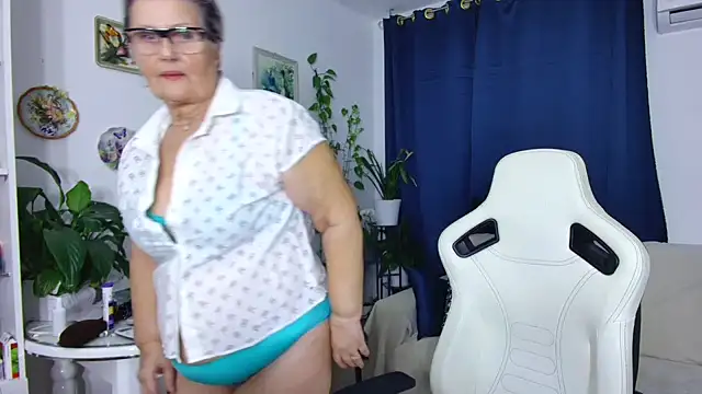 Selenna57 online show from 02/07/26, 06:44