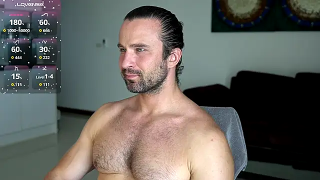 Snapshot of Jonathan___123 chatting on 11/28/25, 02:58 Jonathan 123 online show from 11/28/25, 02:58