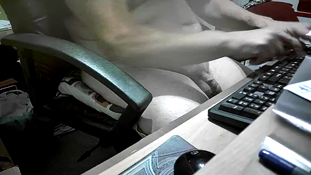 dirtyharry2022 online show from 12/16/24, 06:38