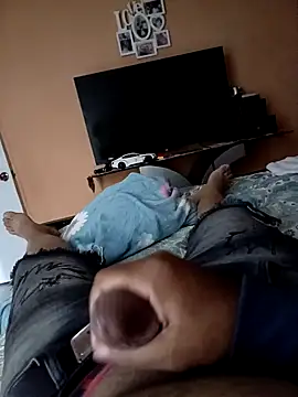 bebe082112 online show from 12/23/24, 11:04