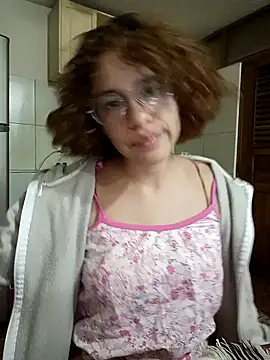 Snapshot of EmmaMelissa0521 chatting on 12/24/24, 10:39 EmmaMelissa0521 online show from 12/24/24, 10:39