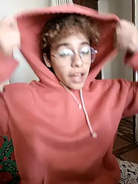 Snapshot of EmmaMelissa0521 chatting on 01/16/25, 08:14 EmmaMelissa0521 online show from 01/16/25, 08:14