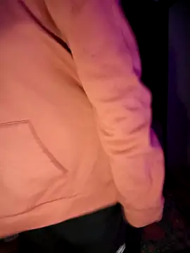 Snapshot of EmmaMelissa0521 chatting on 01/21/25, 03:48 EmmaMelissa0521 online show from 01/21/25, 03:48