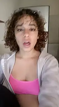 Snapshot of EmmaMelissa0521 chatting on 01/31/25, 07:51 EmmaMelissa0521 online show from 01/31/25, 07:51