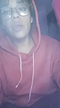 Snapshot of EmmaMelissa0521 chatting on 03/06/25, 05:24 EmmaMelissa0521 online show from 03/06/25, 05:24