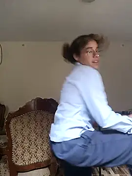 Snapshot of EmmaMelissa0521 chatting on 03/14/25, 06:50 EmmaMelissa0521 online show from 03/14/25, 06:50