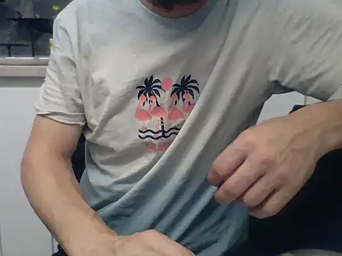 Snapshot of Danyell_K287 chatting on 09/10/25, 08:09 Danyell K287 online show from 09/10/25, 08:09