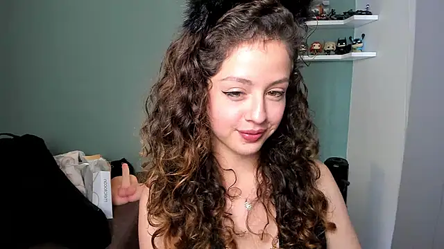 Cassandra Caiin online show from 12/08/24, 03:56