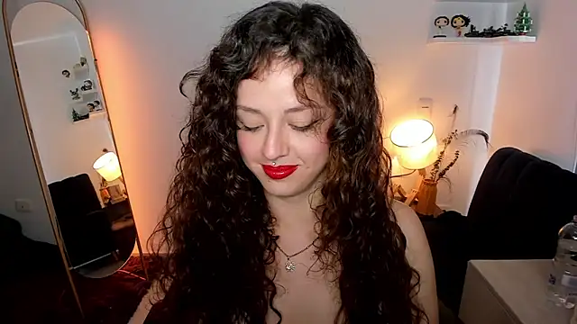 Snapshot of Cassandra_Caiin chatting on 05/07/26, 10:04 Cassandra Caiin online show from 05/07/26, 10:04