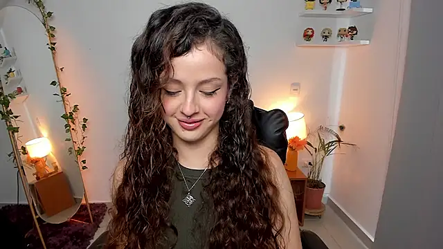 Cassandra Caiin online show from 07/21/26, 10:01