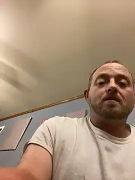 Snapshot of smokeymt420 chatting on 12/26/24, 12:14 smokeymt420 online show from 12/26/24, 12:14