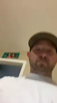 Snapshot of smokeymt420 chatting on 03/04/25, 05:00 smokeymt420 online show from 03/04/25, 05:00