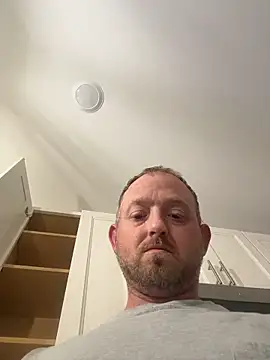 Snapshot of smokeymt420 chatting on 10/26/25, 03:34 smokeymt420 online show from 10/26/25, 03:34