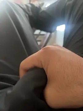 Snapshot of bigshow112 chatting on 01/13/25, 07:11 bigshow112 online show from 01/13/25, 07:11