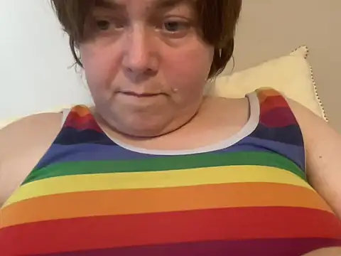 Snapshot of ParisNova chatting on 12/03/24, 02:49 ParisNova online show from 12/03/24, 02:49