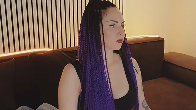 Snapshot of lily_conor chatting on 03/15/25, 08:43 lily conor online show from 03/15/25, 08:43