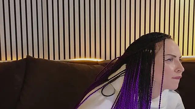 Snapshot of lily_conor chatting on 03/16/25, 09:05 lily conor online show from 03/16/25, 09:05