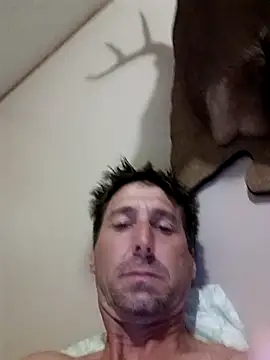 Snapshot of Clint12344 chatting on 09/11/25, 03:28 Clint12344 online show from 09/11/25, 03:28