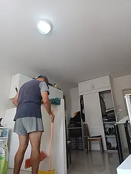 chicoguapo8 online show from 06/19/26, 04:33