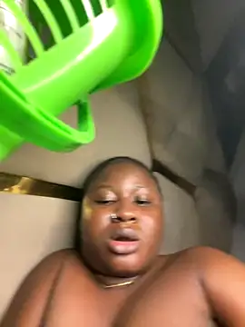 catty3232 online show from 11/04/25, 08:41