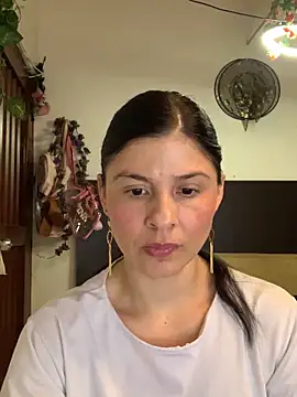 Estefani 32 online show from 02/14/26, 09:22