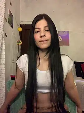 Estefani 32 online show from 07/14/26, 03:51