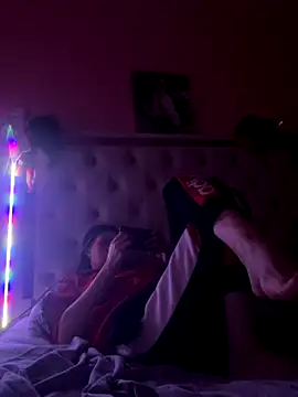 Flossy Vettie online show from 11/24/25, 07:13