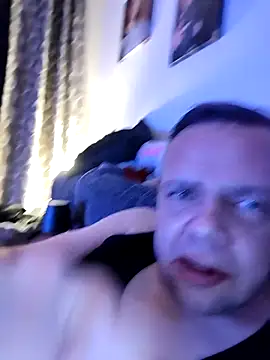 Snapshot of bigdicksperm83 chatting on 02/25/26, 05:28 bigdicksperm83 online show from 02/25/26, 05:28
