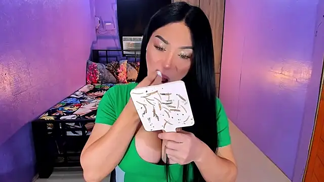 Snapshot of xxHeavenly_AngeLxx chatting on 11/02/25, 07:27 xxHeavenly AngeLxx online show from 11/02/25, 07:27