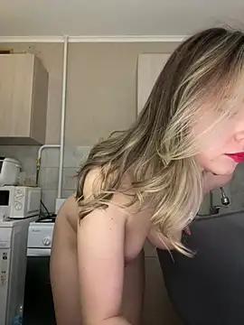 Snapshot of NastyushaaLove chatting on 03/15/25, 06:54 NastyushaaLove online show from 03/15/25, 06:54