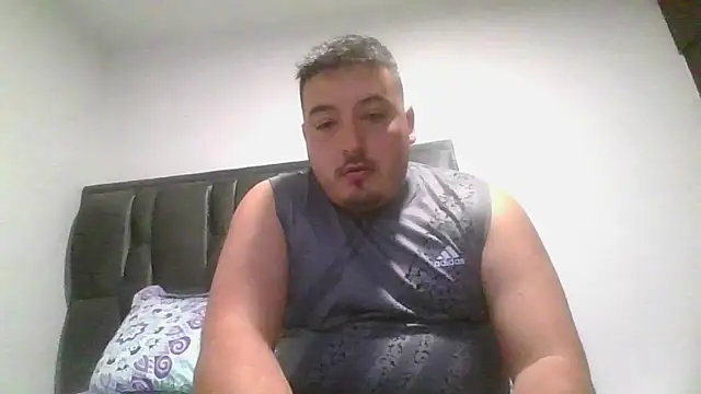 Snapshot of antonycruz chatting on 12/29/24, 04:16 antonycruz online show from 12/29/24, 04:16