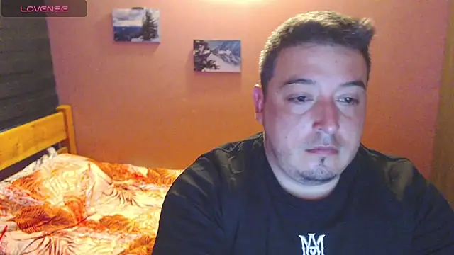 Snapshot of antonycruz chatting on 03/02/26, 12:35 antonycruz online show from 03/02/26, 12:35