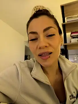 SamyJones9 online show from 07/04/26, 03:13